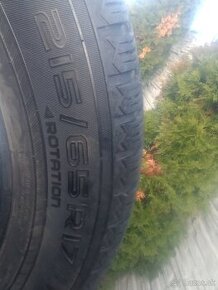 Nokian215/65r17