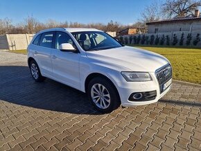 AUDI Q5 3.0 TDI S tronic quattro