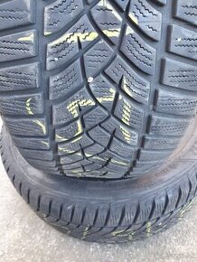 Predám zimné Goodyear 215/45/R16