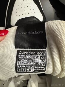 Nove Calvin Klein - 1