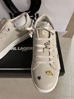 Karl Lagerfeld paris kocktail fan pins sneakers tenisky