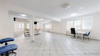 ✨ NA PREDAJ – PRIESTRANNÝ POLYFUNKČNÝ OBJEKT (300 m²) V CENT - 1