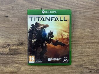 Hra na Xbox ONE - Titanfall