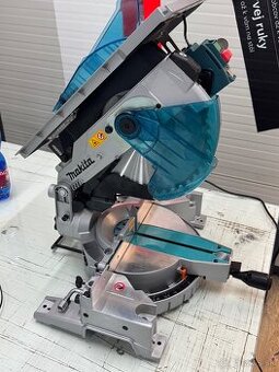 Makita LH1201FL