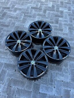 Original VW R18 5x112