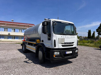 IVECO EUROCARGO FEKAL-CISTERNA 10700L