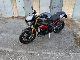 Triumph Speed Triple 1050 R