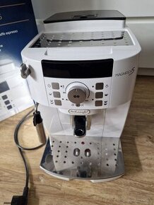 DeLonghi Magnifica S Ecam 22.110. W - 1