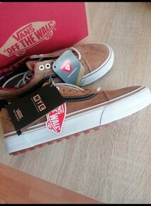 Vans tenisky