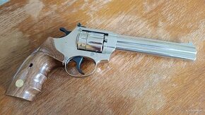 Flobert revolver ALFA 661 cal. 6mm - chrom, dřevo - NOVÝ - 1