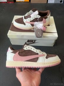 Nike Air Jordan 1 Travis Scott