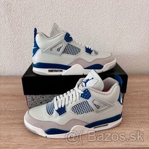 Air Jordan 4 Millitery Blue