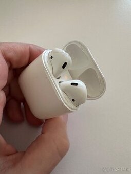 Apple AirPods