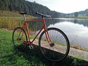 Fixka/fixed gear bicykel Favorit