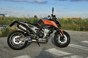 KTM Duke 790