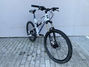 Celoodpružený bicykel Lapierre Zesty 214