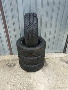 Predám 4ks zimné pneu.195/55R17 Matador dezen 7,6mm