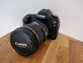 Canon eos 5D mark II + Canon zoom lens EF 24 - 105mm  1:4  L