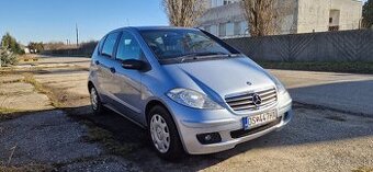 Mercedes- Benz A150