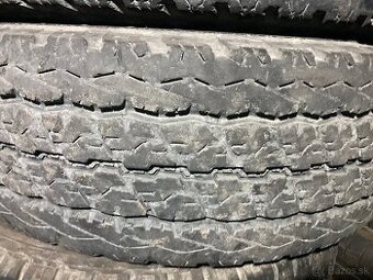 215/70R15 C