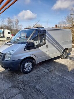 Obytné auto - dodávka Ford Transit