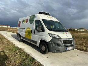 PEUGEOT BOXER s chladiarinou - 1