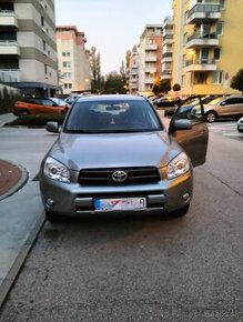 Dobré auto - Toyota RAV4, 2007, LPG