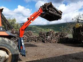 Hydraulický nakladač za traktor