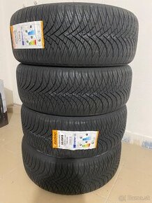 245/45 R18