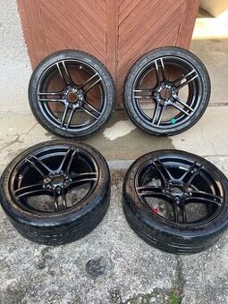 BMW 5x120 R19 275/35-245/40