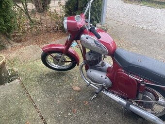 Jawa  350-360 pojazdné predám