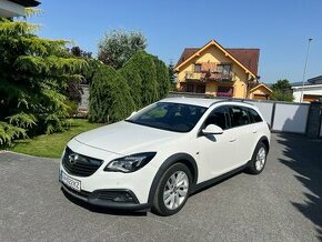 Insignia ST Country Tourer