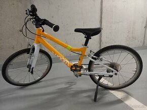 Predám bicykel Woom 4, žltý, 20", so stojanom