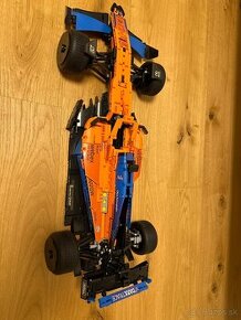 LEGO 42141 McLaren Formula 1