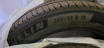 Predám nové letné pneu 4ks Michelin R19 205/55