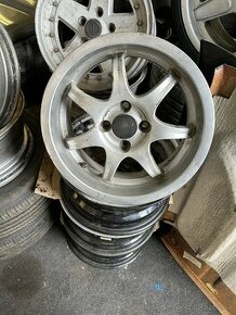 Wolfrace 4x100 r15 - 1