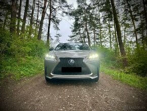 Lexus NX300H F-SPORT