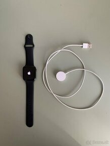 Apple Watch Series 4 44mm - 1