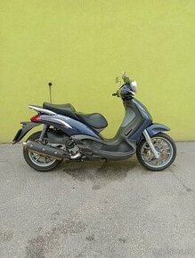 Piaggio Beverly 500