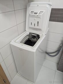 Predam zhora plnenu pracku Whirlpool WTLS 65912