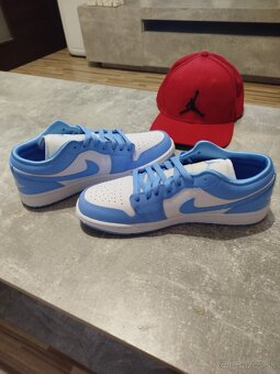 Air Jordan 1 Low, University Blue, EU 44