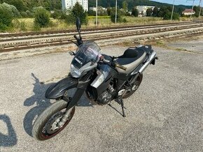 Yamaha xt660x