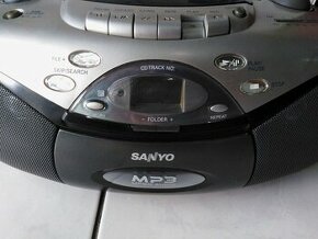 Sanyo MCD-ZX570M/Rezerva