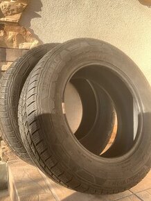 Predam 2 zimne pneu Continental 215/65 r16C