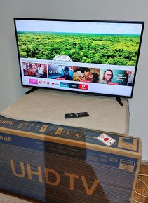 43" (109cm) Samsung TV 4K UHD Smart TV + HDR (UE43RU7092U)