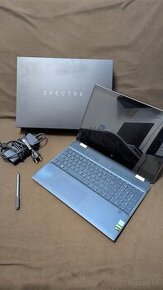 HP Spectre x360 15.6 palcová dotyková obrazovka, i7,16GB RAM