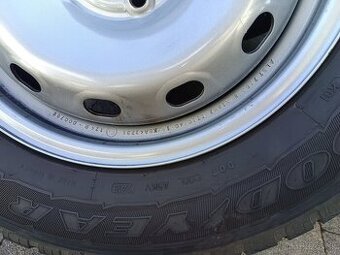 letné gumy 215/65 R16C