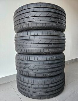 Predám 4-letné pneumatiky Bridgestone Turanza 245/45 R19