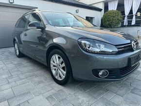 VOLKSWAGEN GOLF 6 COMBI 1.6 TDI 77KW  MATCH PANORAMA