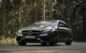 Mercedes AMG E 63 s 4matic - 1